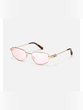 QUAY AUSTRALIA Hit Single Unisex Sunglasses Gold Frame / Digi Pink Lens